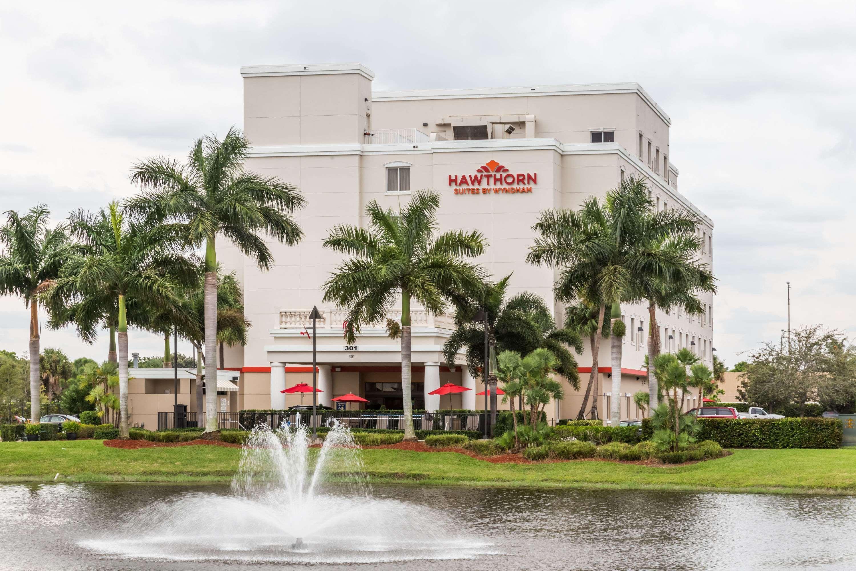 Hawthorn Suites By Wyndham West Palm Beach Exterior foto